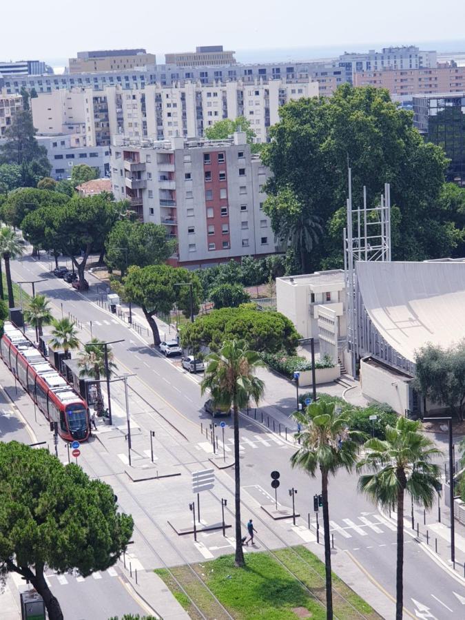 ניס Big Flat Sea Vieuw 95 M2 5 Rooms Near Airport 5 Min Train 3 Min And Tram On Site, Beach 7 Min, 2 Showers And 2 Toilets , Neuf Grand Appartement 95 M2 5 Chambres Proche Aeroport 5 Min Train 3 Min Et Tramway Sur Place, Plage 7 Min 2 Douches Et 2 Wc Vue מראה חיצוני תמונה