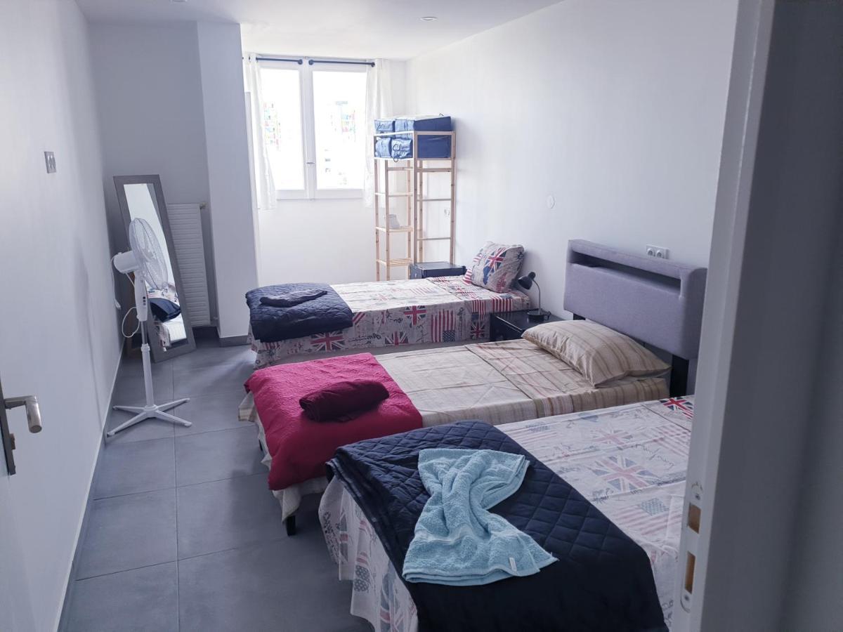 ניס Big Flat Sea Vieuw 95 M2 5 Rooms Near Airport 5 Min Train 3 Min And Tram On Site, Beach 7 Min, 2 Showers And 2 Toilets , Neuf Grand Appartement 95 M2 5 Chambres Proche Aeroport 5 Min Train 3 Min Et Tramway Sur Place, Plage 7 Min 2 Douches Et 2 Wc Vue מראה חיצוני תמונה